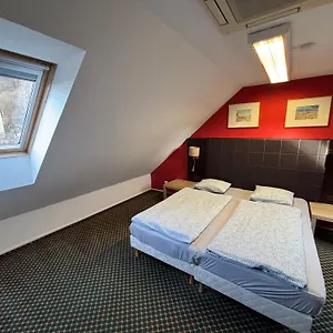  Апартаменты Excellent In Center 5 Min Walk From The Colonnade