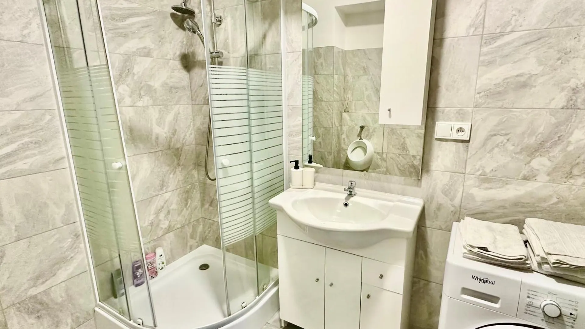 Apartment Th Karlovy Vary 0*,