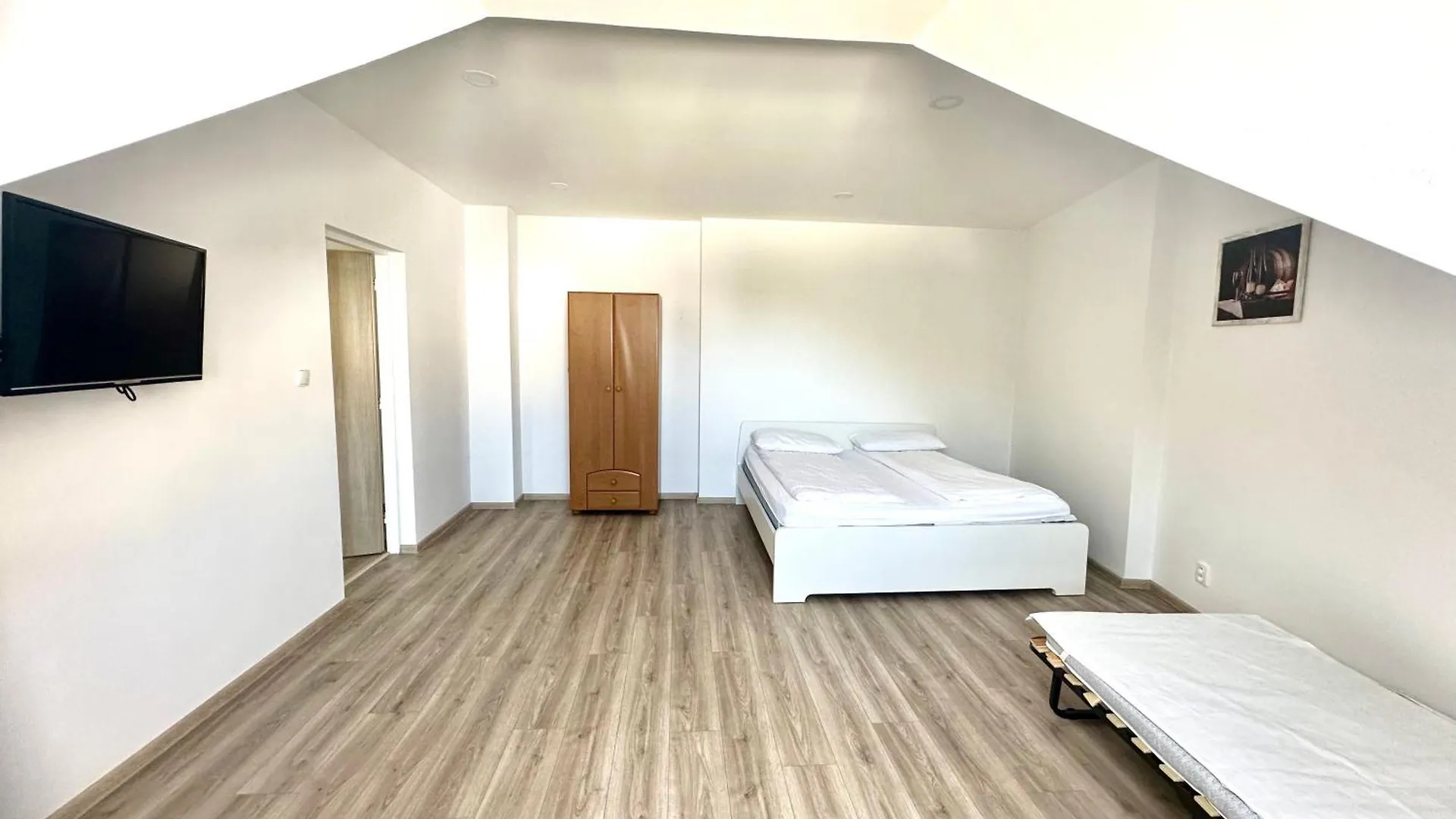 Apartment Th Karlovy Vary